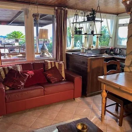Spectacular And Cozy Loft W/terrace, Near Termini * Rome